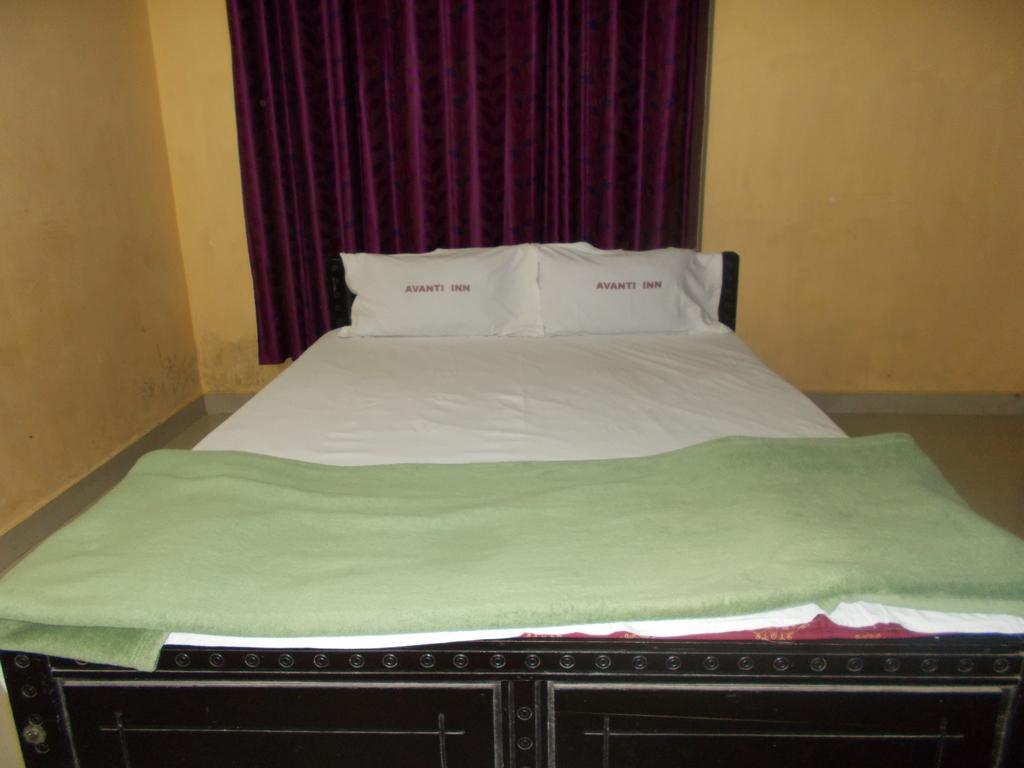 Guruvayur Bunglow Hotel Exterior photo